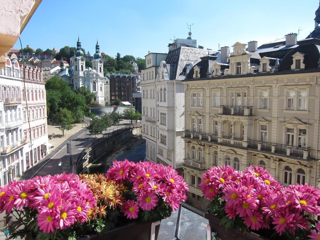 Madonna Apartments Karlovy Vary Cameră foto