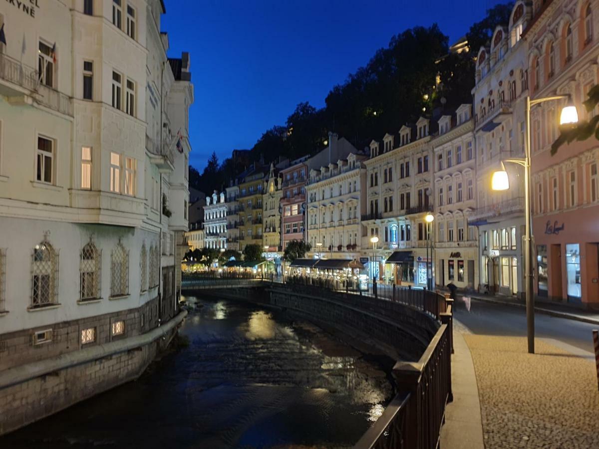 Madonna Apartments Karlovy Vary Exterior foto